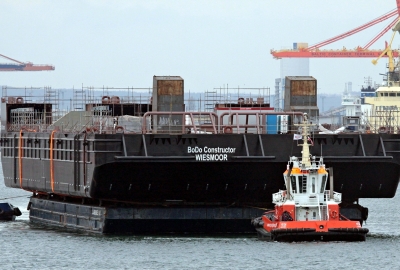 Video z wodowania specjalistycznego pełnomorskiego pontonu offshore: BoDo Constructor